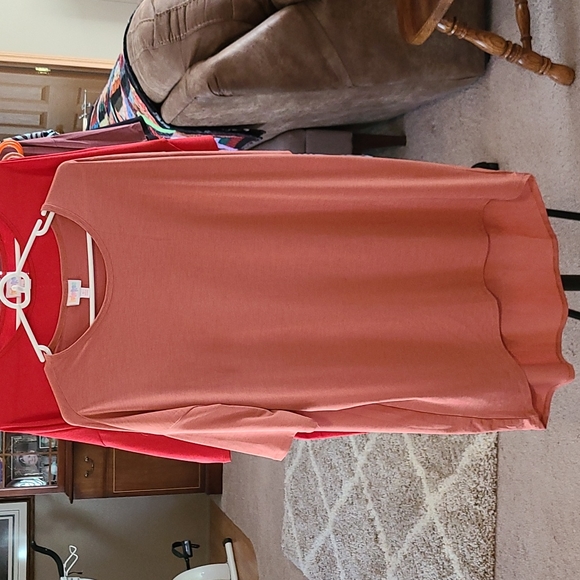 Lularoe Irma Tunic Bundle Donating 7/5 - Picture 4 of 4